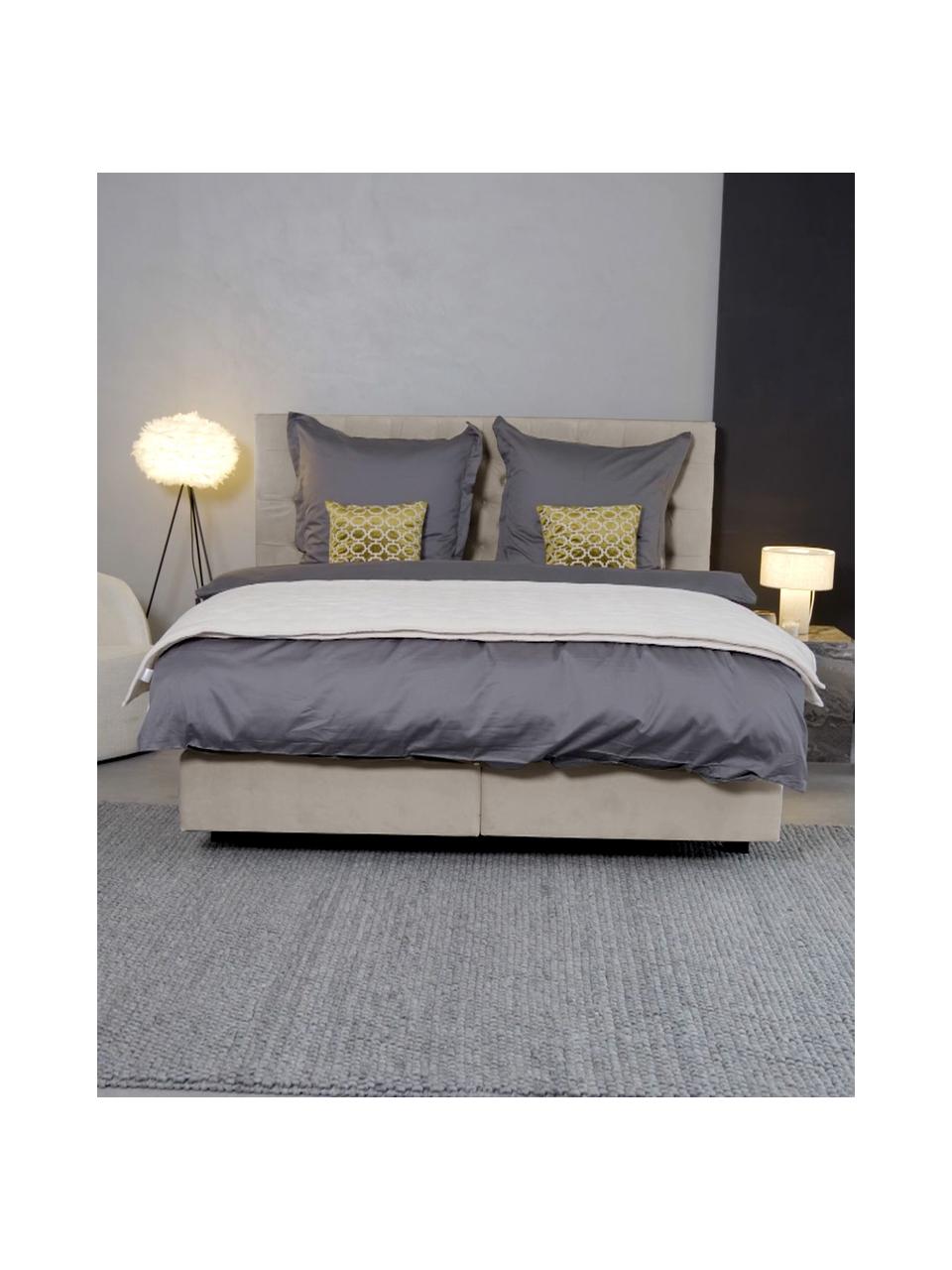 Premium Samt-Boxspringbett Phoebe in Taupe, Matratze: 5-Zonen-Taschenfederkern, Füße: Massives Birkenholz, lack, Samt Taupe, 200 x 200 cm, Härtegrad 3