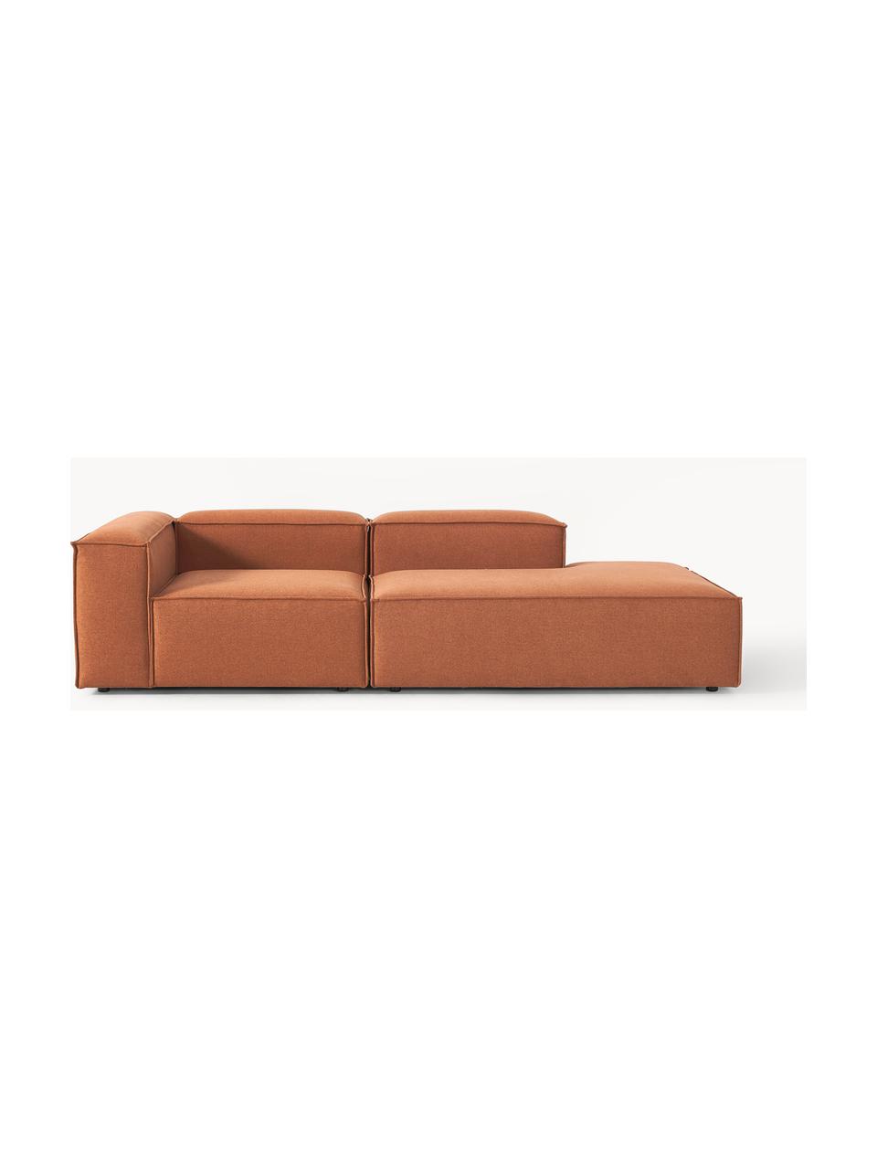 Modulaire chaise longue Lennon, Bekleding: polyester De slijtvaste b, Frame: massief grenenhout, multi, Poten: kunststof Dit product is , Geweven stof terracottakleurig, B 269 x D 119 cm, armleuning links