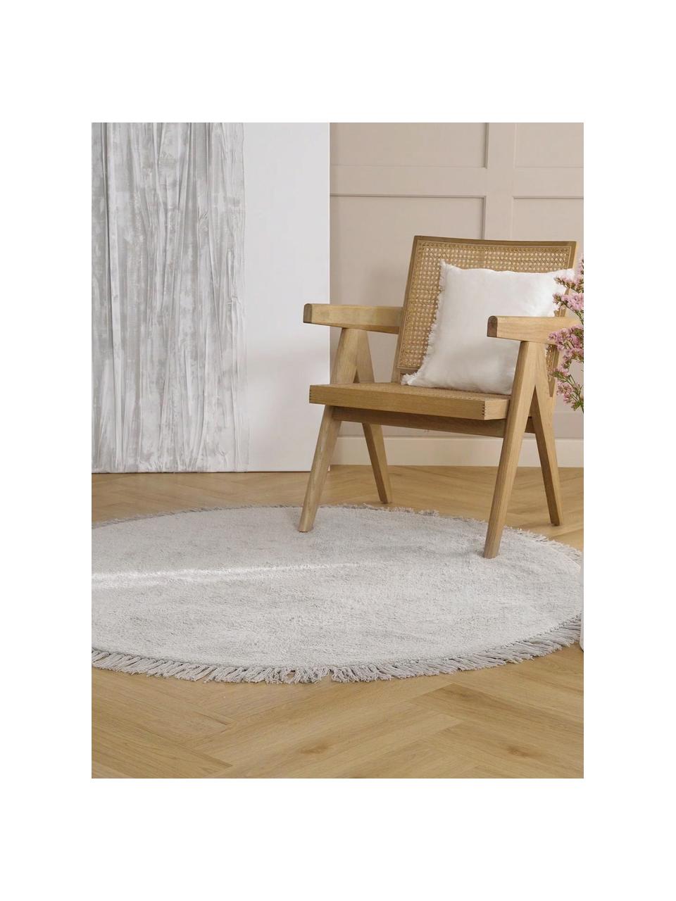 Okrągły ręcznie tuftowany dywan z bawełny z frędzlami Daya, Jasny szary, Ø 110 cm (Rozmiar S)
