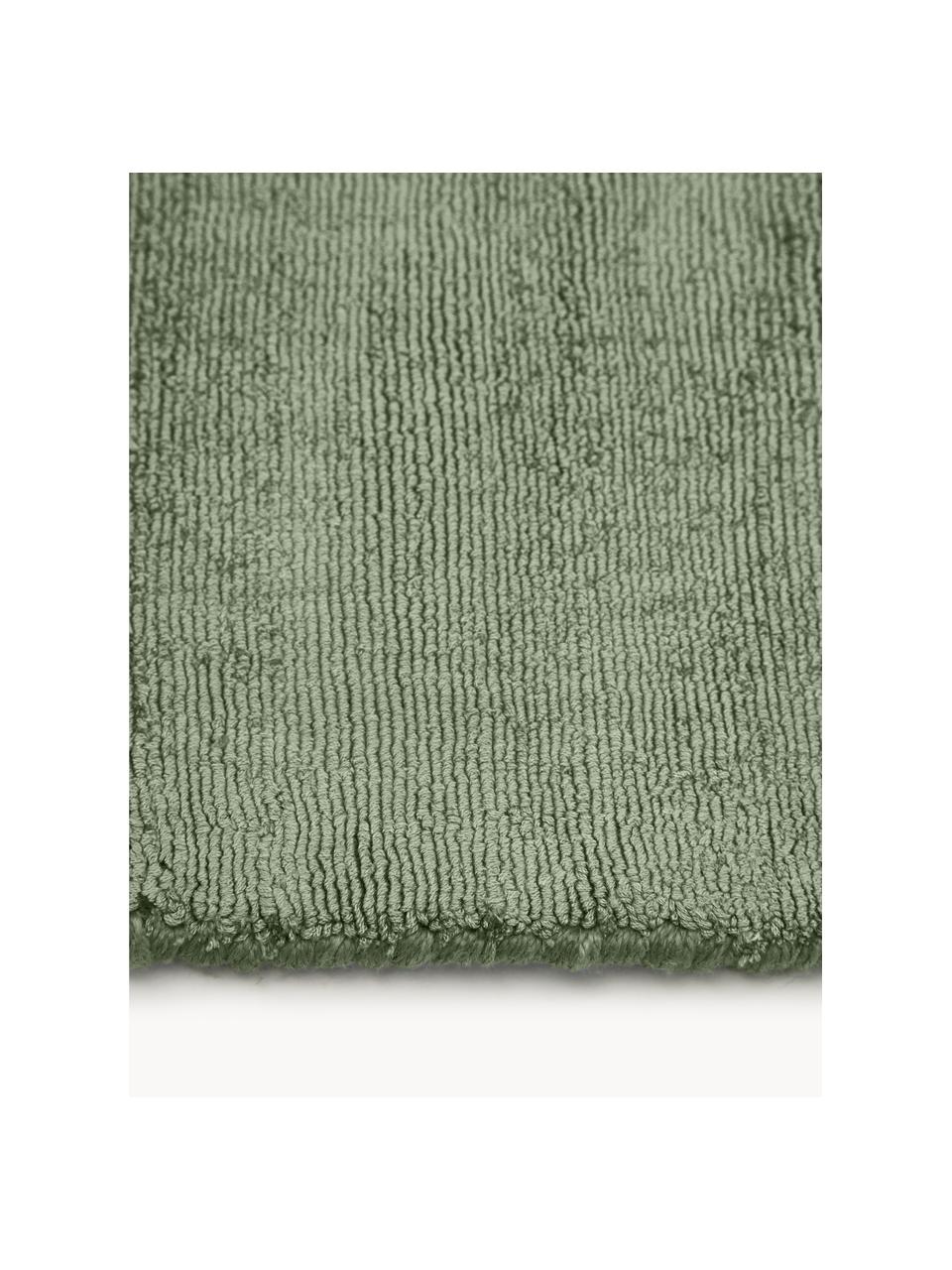 Tapis en viscose tissé main Jane, 100 % viscose, Vert foncé, larg. 200 x long. 300 cm (taille L)