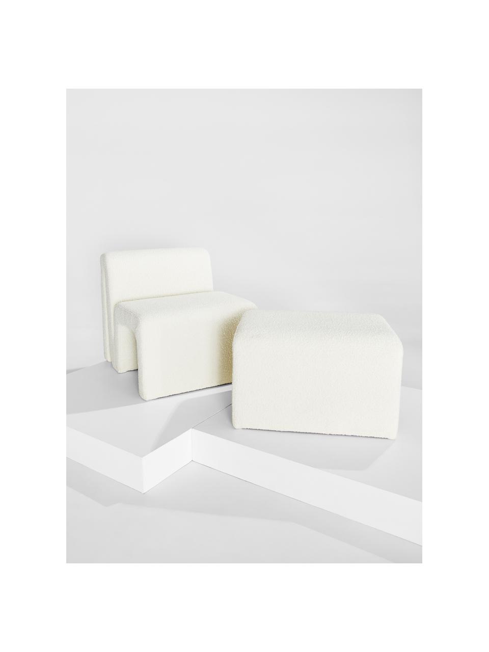 Chaise longue in tessuto bouclé bianco Odette, Rivestimento: 95% poliestere (Bouclé), , Struttura: legno di pino, compensato, Bouclé bianco, Larg. 70 x Prof. 76 cm