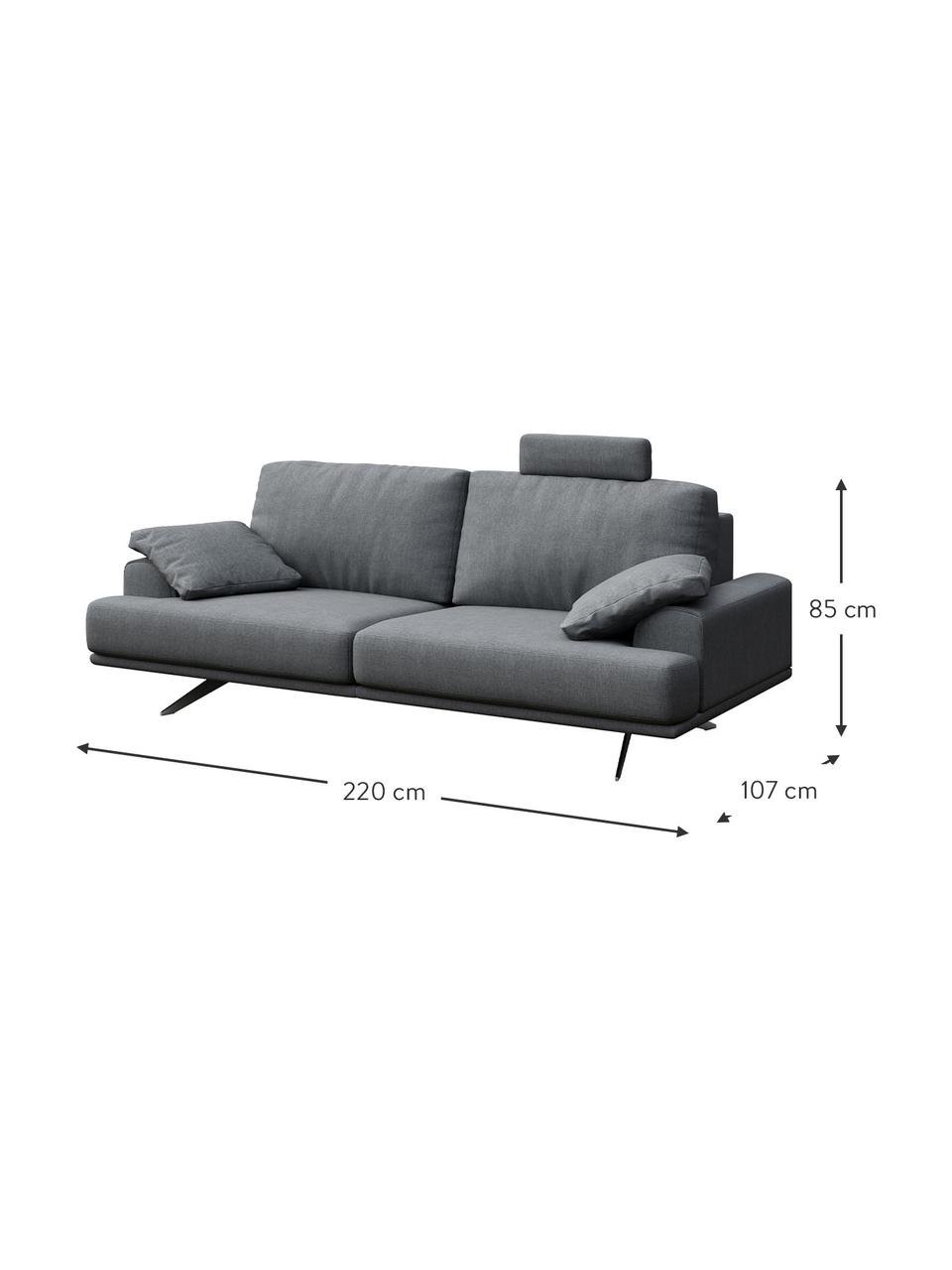 Divano 2 posti in tessuto grigio chiaro Prado, Rivestimento: poliestere, Sottostruttura: compensato, legno di betu, Piedini: metallo, verniciato, Grigio chiaro, Larg. 220 x Alt. 107 cm