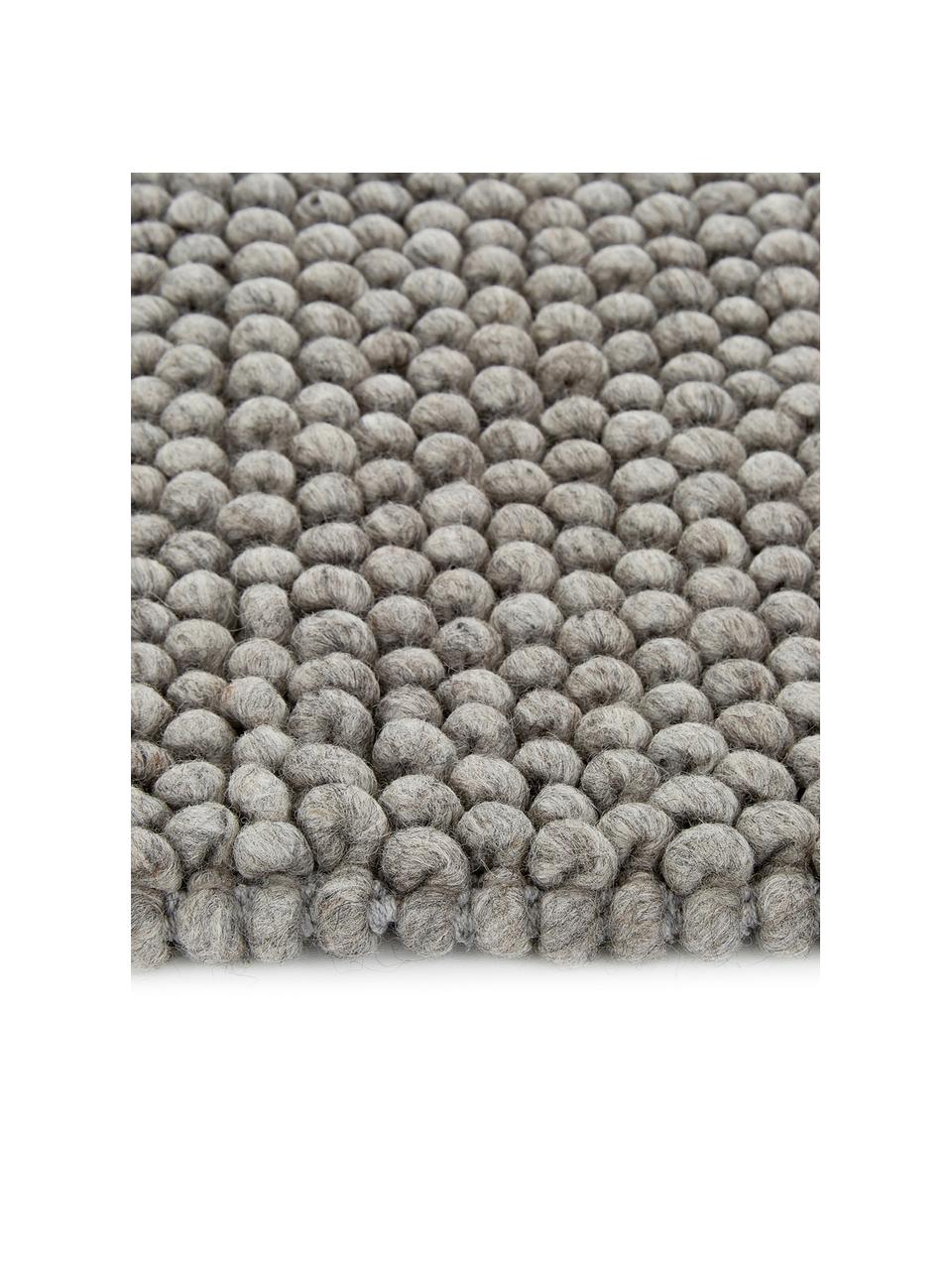Alfombra artesanal de lana Lovisa, Parte superior: 60% lana, 40% viscosa, Reverso: 100% algodón Las alfombra, Gris plata, An 120 x L 170 cm (Tamaño S)