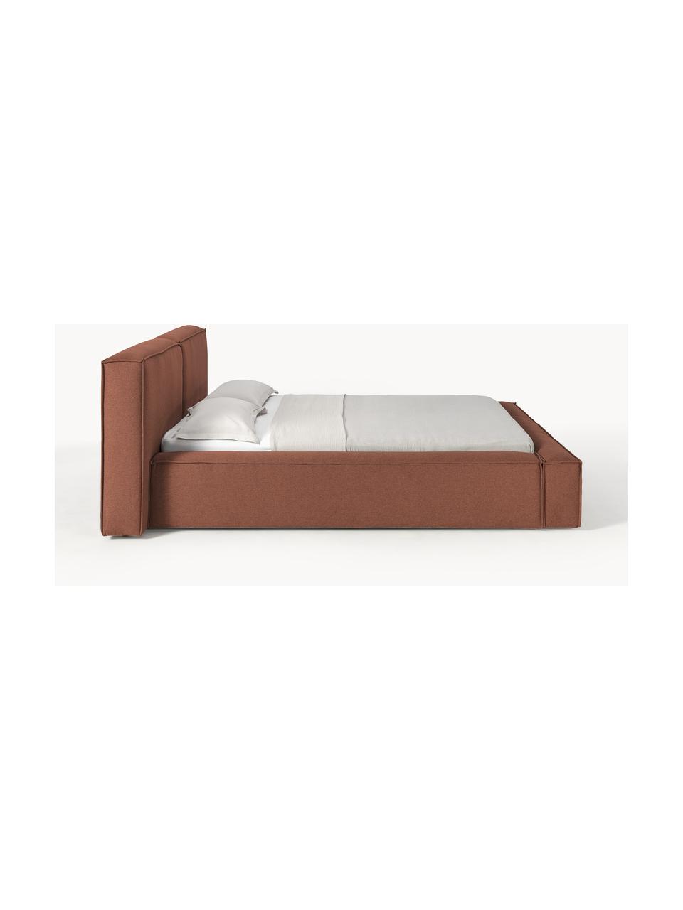 Gestoffeerd bed Lennon, Bekleding: 100% polyester Met 115.00, Frame: massief grenenhout, FSC-g, Poten: hout, FSC-gecertificeerd,, Geweven stof nougatkleurig, B 208 x D 243 cm (ligvlak 140 x 200 cm)