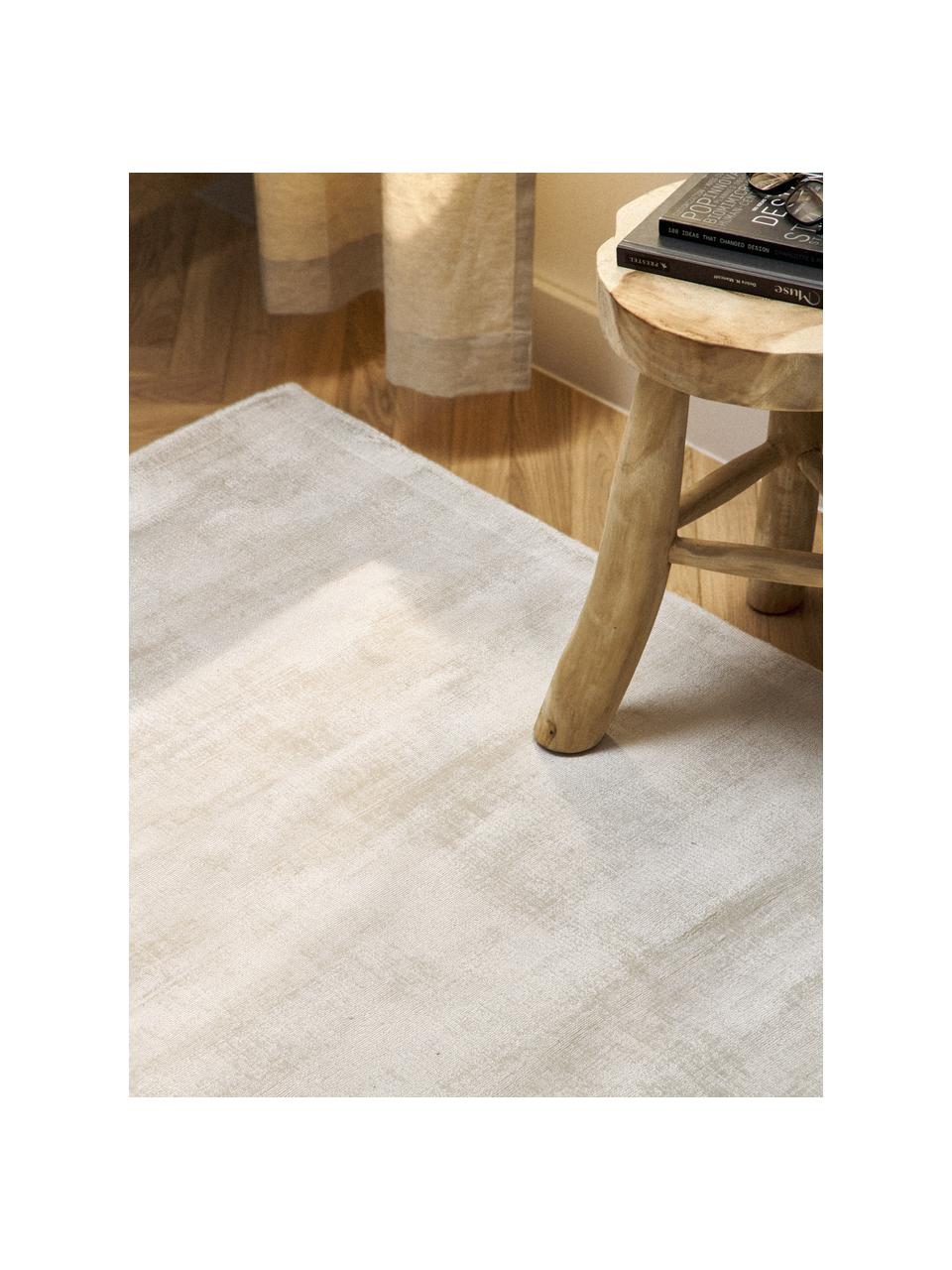 Tapis en viscose tissé main Jane, Blanc cassé, larg. 400 x long. 500 cm