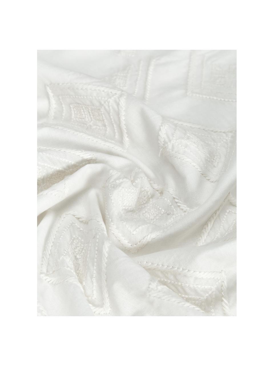 Taie d'oreiller 50x70 coton brodé blanc Elaine, 2 pièces, 100 % coton
Densité du fil 140 fils au pouce carré, qualité standard

Le linge en coton procure une agréable sensation de douceur sur la peau, absorbe bien l'humidité et convient aux personnes allergiques, Blanc, larg. 50 x long. 70 cm