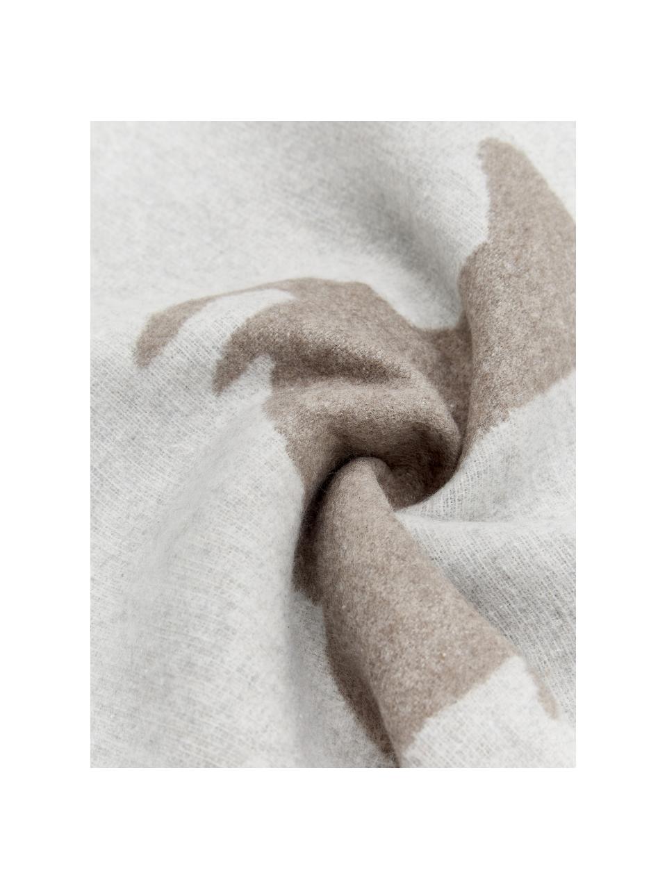 Weiche Fleece-Kissenhülle Sylt mit Hirschmotiv, 85% Baumwolle, 8% Viskose, 7% Polyacryl

Fleece wird aus einem dicken Baumwollgewebe gefertigt und weist eine angeraute Oberfläche auf. Fleece-Kissenhüllen sind flauschig, weich sowie angenehm warm., Beige, B 50 x L 50 cm