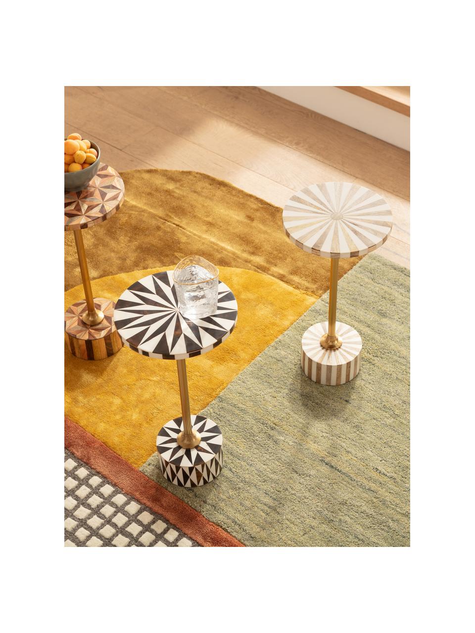 Mesa auxiliar redonda artesanal Domero, Estructura: metal recubierto, Madera barnizada claro, Ø 25 x Al 50 cm