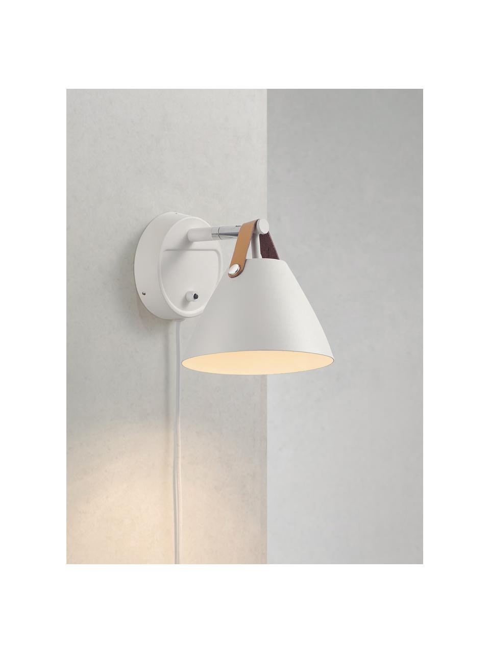 Nástenná lampa s vymeniteľným koženým popruhom Strap, Biela, piesková alebo čierna, H 21 x V 17 cm