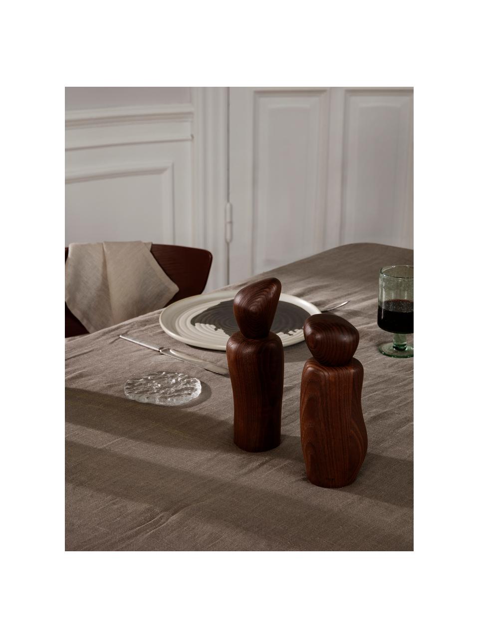 Moulin à épices en frêne Pebble, Bois de frêne

Ce produit est fabriqué à partir de bois certifié FSC® issu d'une exploitation durable, Bois de frêne, larg. 8 x haut. 19 cm