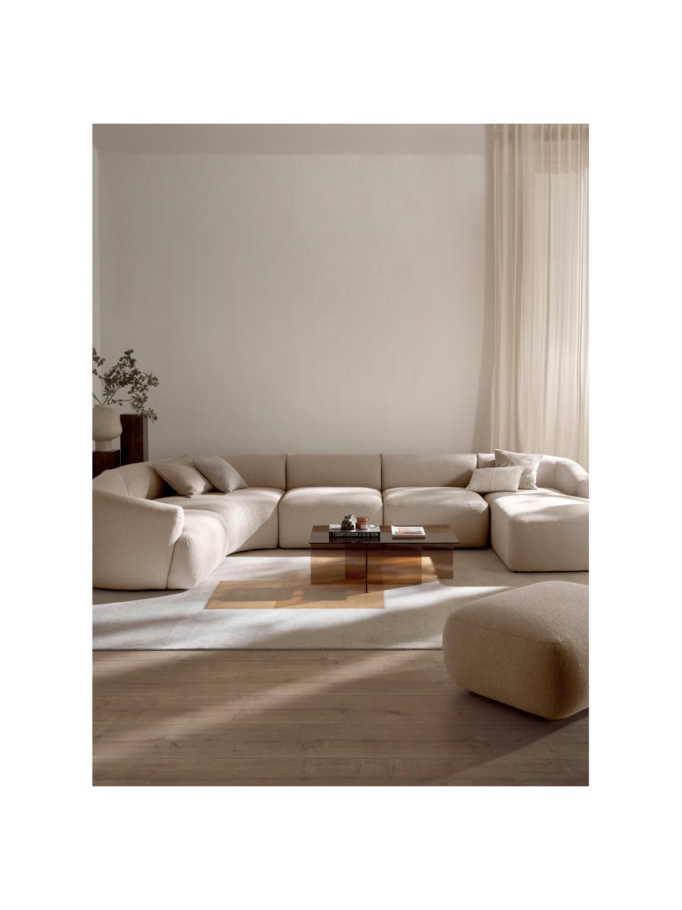 Divano ampio componibile in bouclé Sofia, Rivestimento: bouclé (100% poliestere) , Struttura: legno di abete rosso, tru, Piedini: plastica Questo prodotto , Bouclé beige chiaro, Larg. 404 x Prof. 231 cm, chaise longue a destra