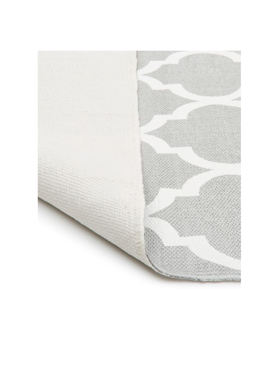 Ručně tkaný tenký bavlněný koberec Amira, 100 % bavlna, Světle šedá, bílá, Š 160 cm, D 230 cm (velikost M)
