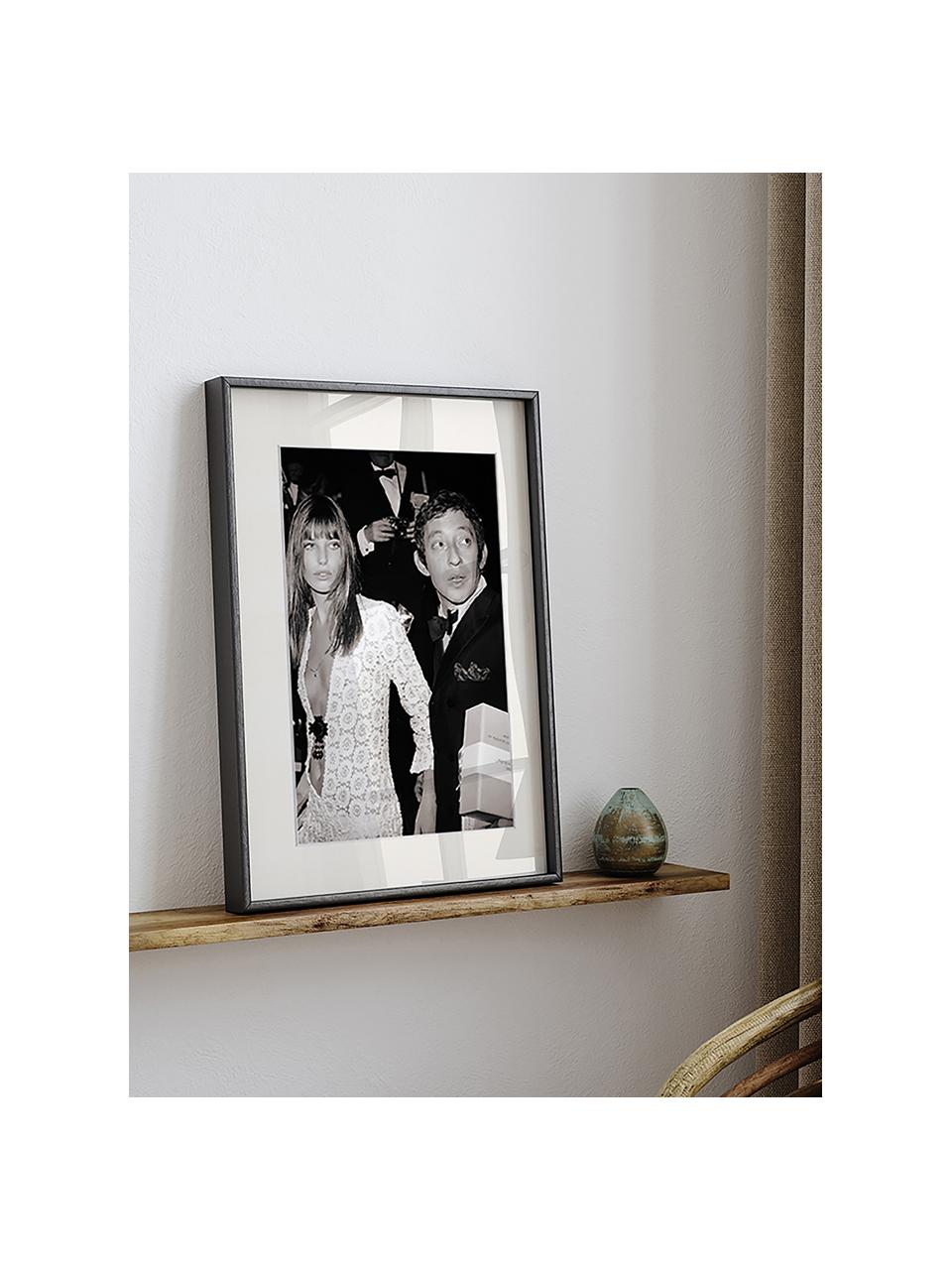 Fotografia incorniciata Serge Gainsbourg e Jane Birkin, Struttura: legno di faggio, certific, Immagine: stampa digitale su carta , Nero, bianco latte, Larg. 33 x Alt. 43 cm
