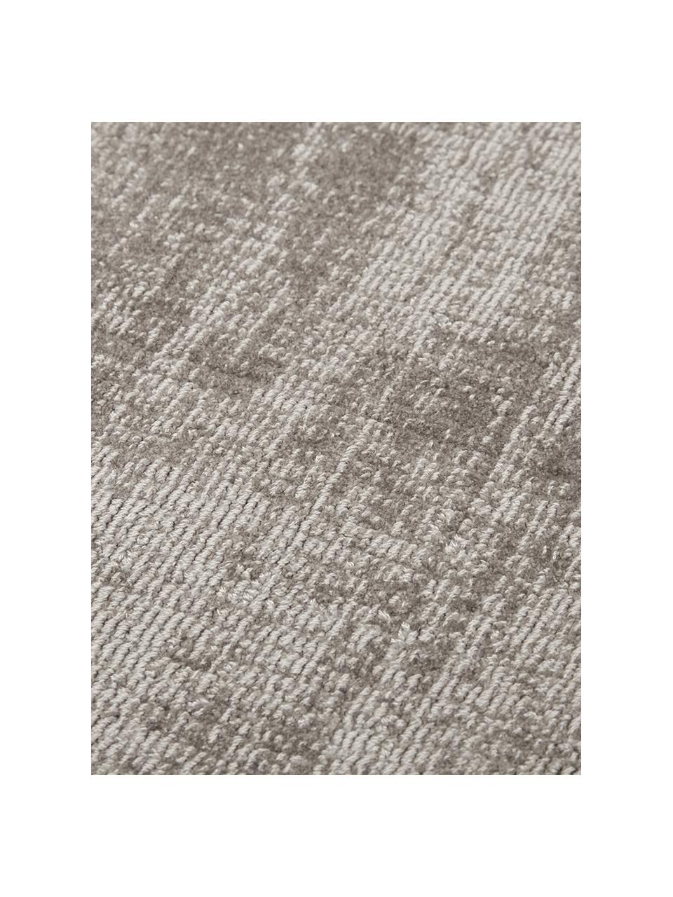 Ručne tkaný koberec z viskózy Jane, Sivobéžová