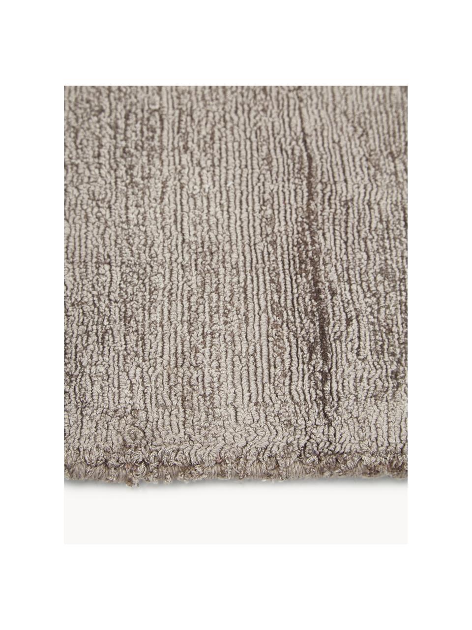 Handgeweven viscose vloerkleed Jane, Onderzijde: 100% katoen Het in dit pr, Greige, B 200 x L 300 cm (maat L)