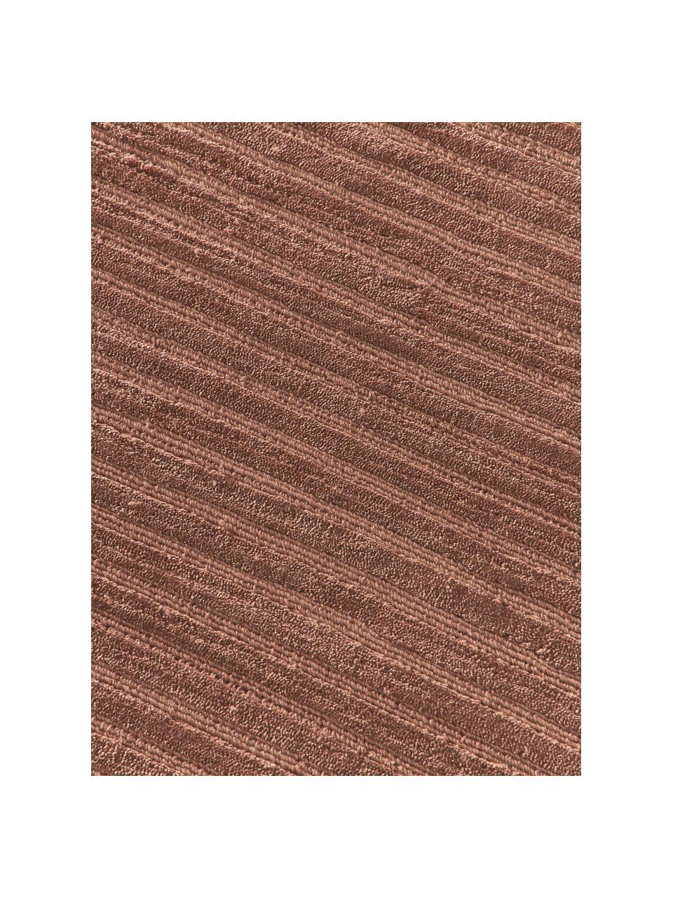 Pluizig hoogpolig vloerkleed Wes met hoog-laag structuur, handgeweven, 100% polyester, GRS-gecertificeerd, Terracotta, B 160 x L 230 cm (maat M)