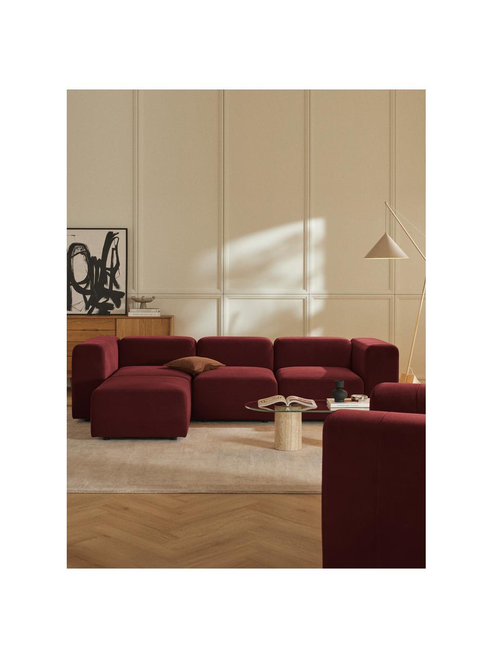 Modulares Samt-Sofa Lena (4-Sitzer) mit Hocker, Bezug: Samt (100 % Polyester) De, Gestell: Kiefernholz, Schichtholz,, Samt Weinrot, B 284 x T 181 cm