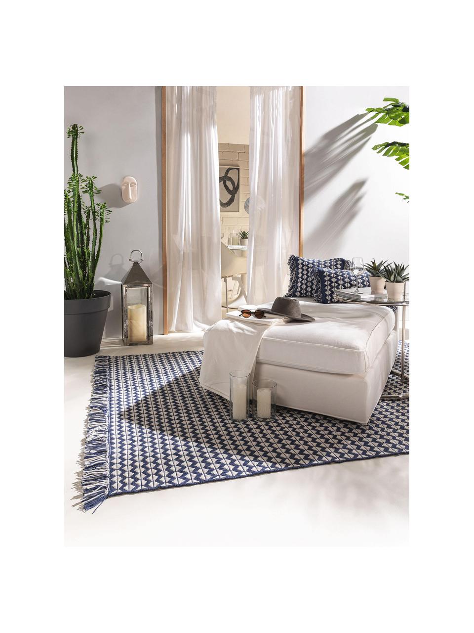 In- & Outdoor-Teppich Morty mit Fransen, 100 % Polyester (PET, recycelt), Dunkelblau, Off White, B 80 x L 150 cm (Größe XS)