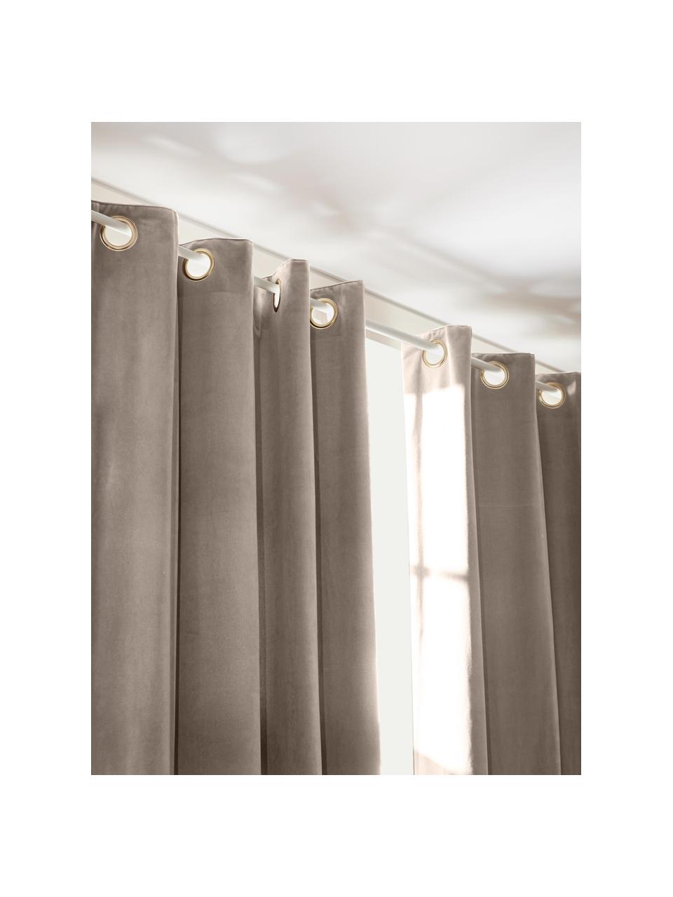 Fluwelen verduisteringsgordijn Rush met oogjes, 2 stuks, 100% polyester (gerecycled), GRS-gecertificeerd, Taupe, B 140 x L 260 cm