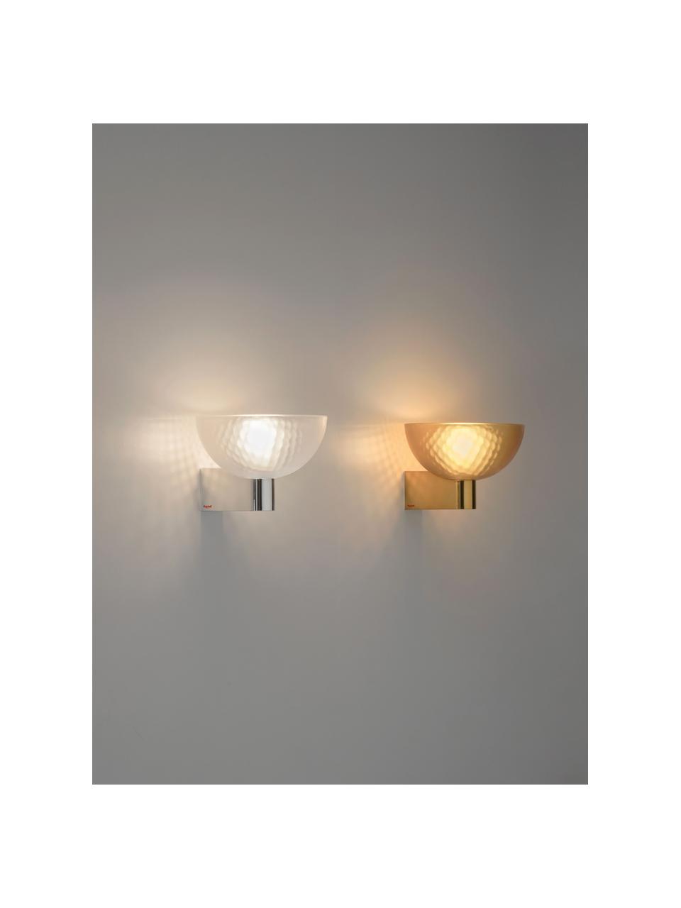 Dimbare LED wandlamp Fata, Lampenkap: thermoplastisch materiaal, Lampvoet: gerecycled ABS met metall, Goudkleurig, B 16 x H 17 cm