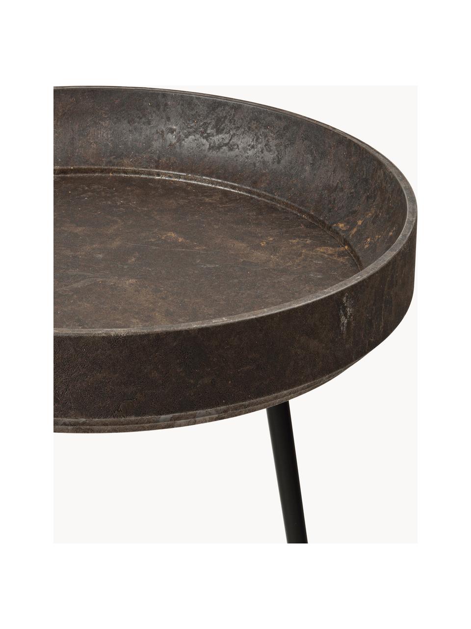 Ręcznie wykonany okrągły stolik pomocniczy z drewna dębowego Bowl, Blat: drewno dębowe z certyfika, Nogi: tworzywo sztuczne z recyk, Drewno dębowe lakierowane na ciemnobrązowo, Ø 46 x W 55 cm