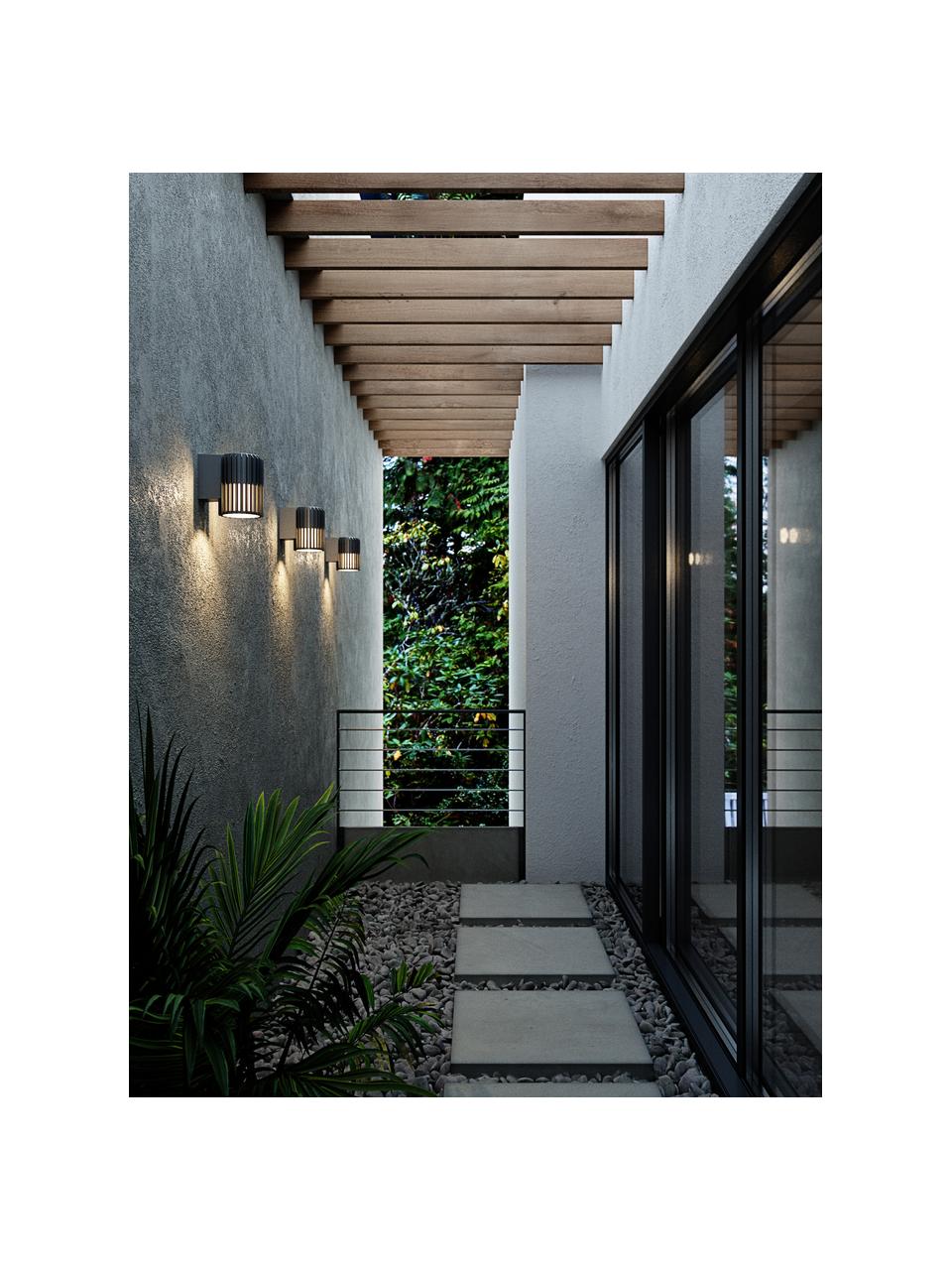 Outdoor wandlamp Aludra, Lampenkap: gecoat metaal, Diffuser: kunststof, Zwart, opaalwit, B 17 x H 17 cm