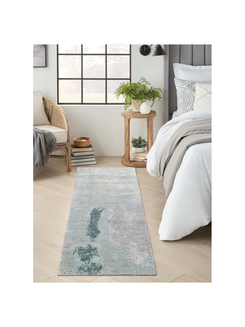 Tapis Scandinave Gris en Viscose tissé main MANIPUR