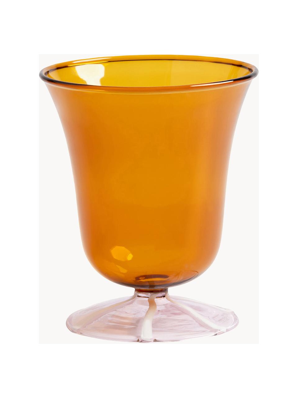 Verres à eau faits main en verre borosilicaté Eve, 2 pièces, Verre borosilicate

Découvrez la polyvalence du verre borosilicaté pour votre maison ! Ce matériau de haute qualité, fiable et robuste, se distingue par une résistance exceptionnelle à la chaleur, ce qui le rend idéal pour votre thé ou café chaud. Par rapport au verre traditionnel, le verre borosilicaté est plus résistant aux fissures et aux bris, en faisant un compagnon sûr pour votre intérieur, Orange, rose pâle transparent, Ø 9 x haut. 10 cm, 200 ml