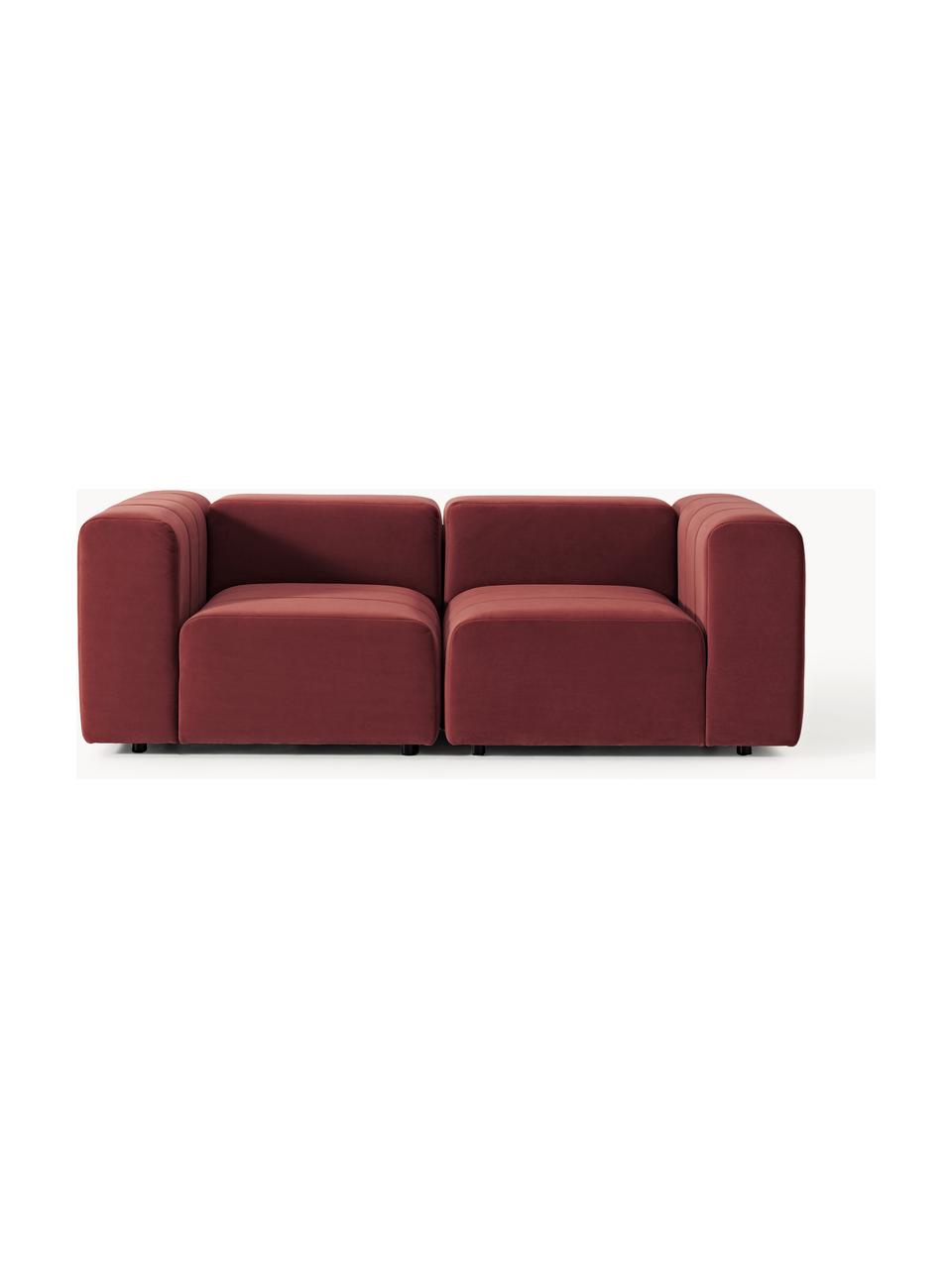 Modulares Samt-Sofa Lena (3-Sitzer), Bezug: Samt (100 % Polyester) De, Gestell: Buchenholz, Spanplatte, H, Samt Weinrot, B 211 x T 106 cm