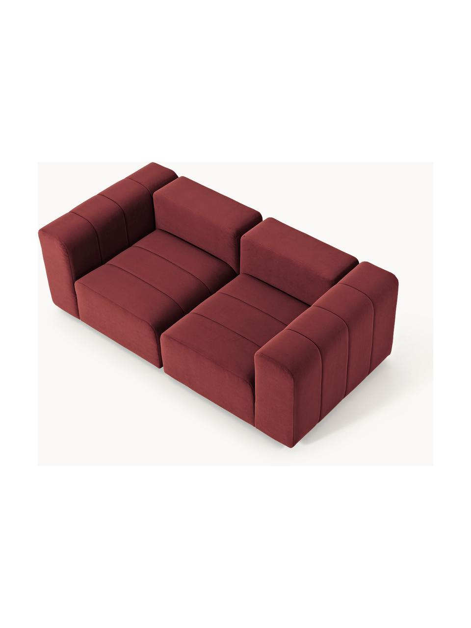 Modulares Samt-Sofa Lena (3-Sitzer), Bezug: Samt (100 % Polyester) De, Gestell: Buchenholz, Spanplatte, H, Füße: Kunststoff, Samt Weinrot, B 211 x T 106 cm