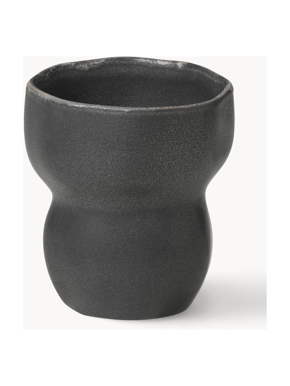 Taza con forma orgánica artesanal Limfjord, 200 ml, Cerámica de gres, Gris antracita, Ø 8 x Al 9 cm, 200 ml