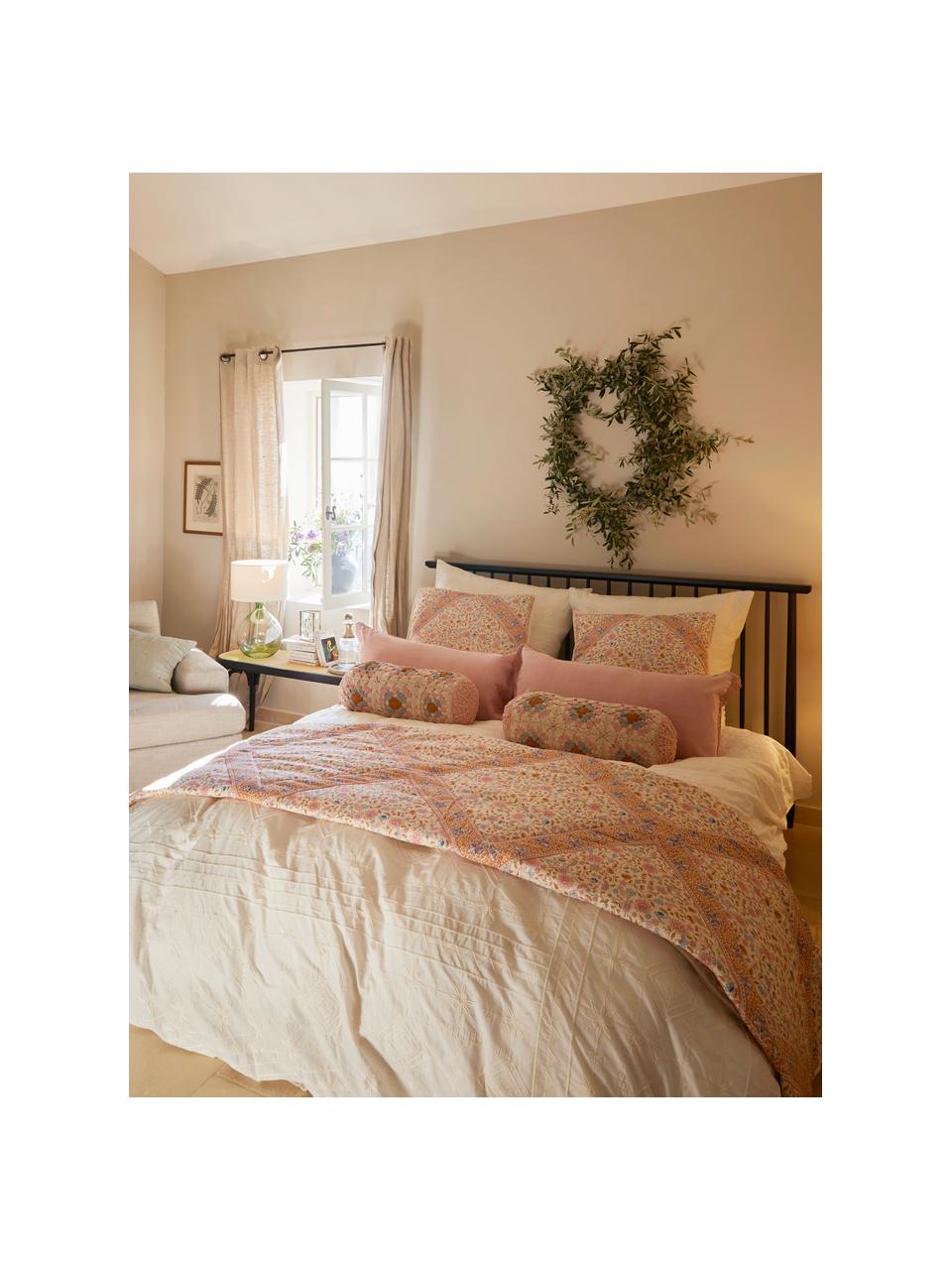 Wattierte Tagesdecke Lilou mit Paisley-Muster, Bezug: 100% Baumwolle, Hellbeige, Mehrfarbig, B 260 x L 260 cm (für Betten bis 200 x 200 cm)