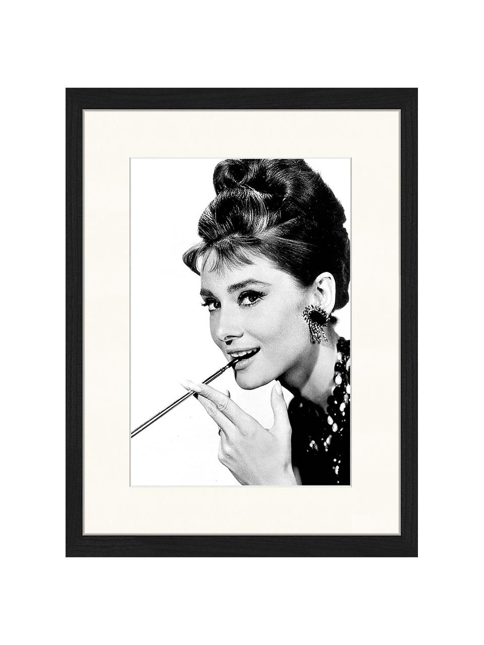 Gerahmter Digitaldruck Audrey Hepburn, Bild: Digitaldruck auf Papier, , Rahmen: Holz, lackiert, Front: Plexiglas, Schwarz, Weiß, B 33 x H 43 cm
