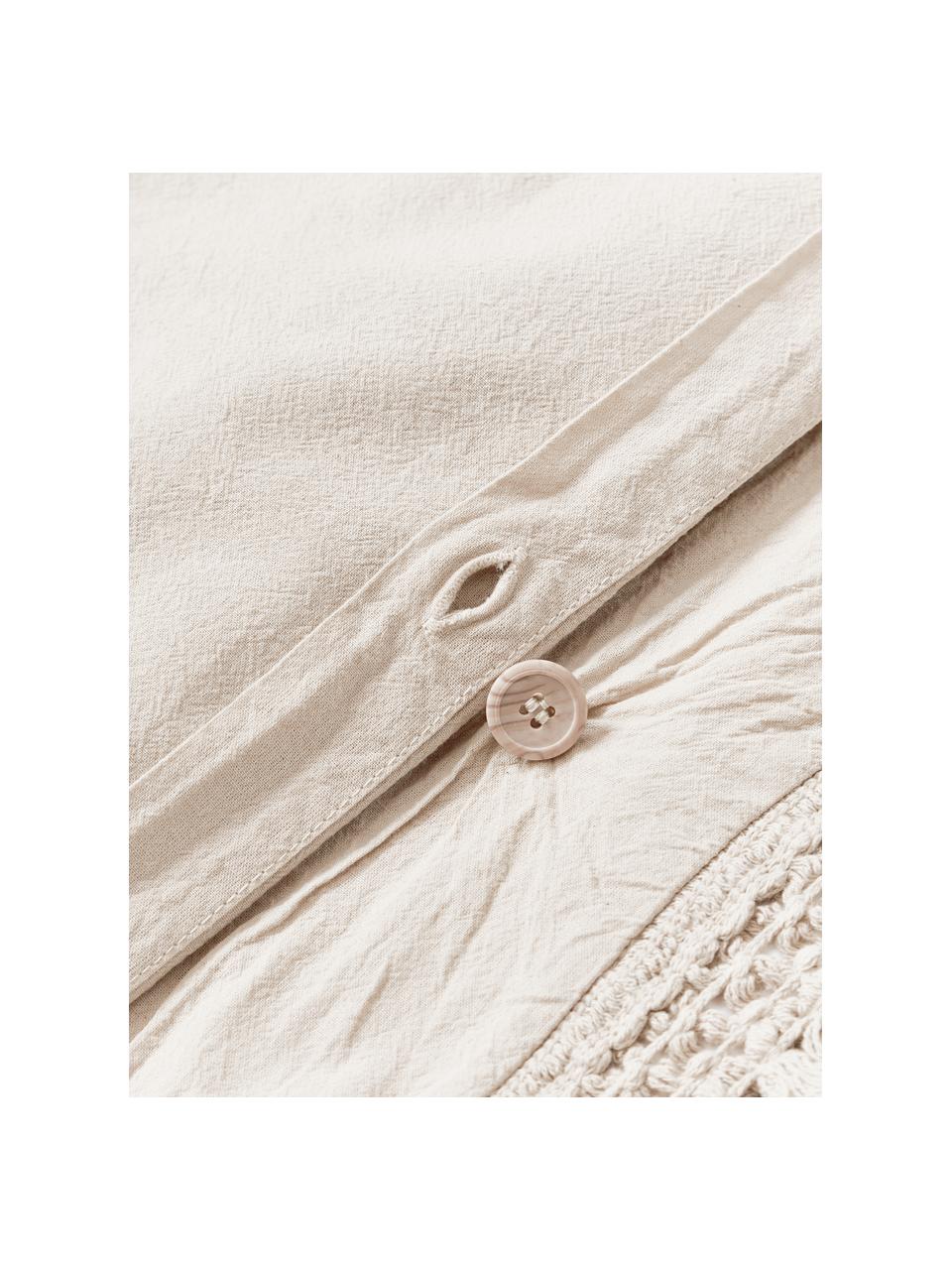 Baumwoll-Bettdeckenbezug Abra mit Fransen, 100 % Baumwolle
Fadendichte 165 TC, Standard Qualität

Bettwäsche aus Baumwolle fühlt sich auf der Haut angenehm weich an, nimmt Feuchtigkeit gut auf und eignet sich für Allergiker.

Durch die Stückfärbung wird der Stoff weich und geschmeidig im Griff, was diese Bettwäsche besonders charmant macht.

Das in diesem Produkt verwendete Material ist Schadstoff geprüft und zertifiziert nach STANDARD 100 by OEKO-TEX® (10817CIT, CITEVE)., Beige, B 200 x L 200 cm