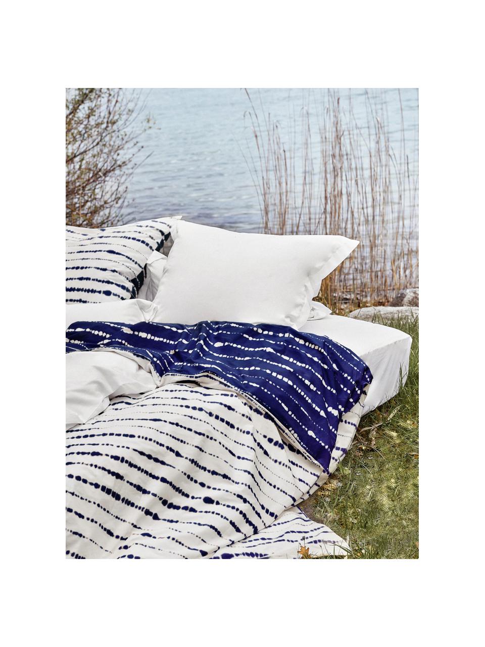 Dwustronna pościel z organicznego perkalu z wzorem tie-dye Remi, Niebieski, biały, 135 x 200 cm + 1 poduszka 80 x 80 cm