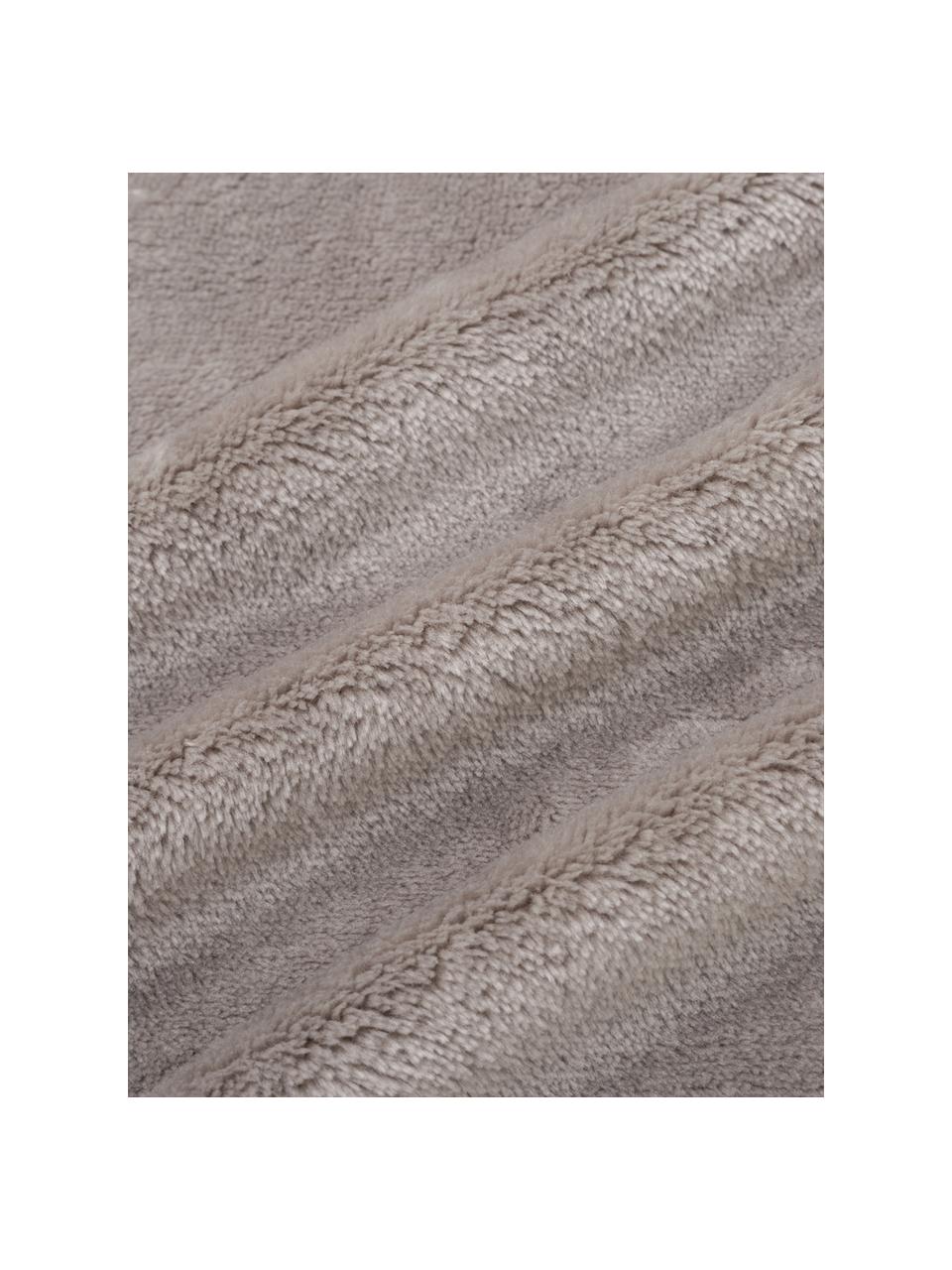 Zachte plaid Bomla in taupe met pompoms, Polyester, Taupe, B 130 x L 170 cm