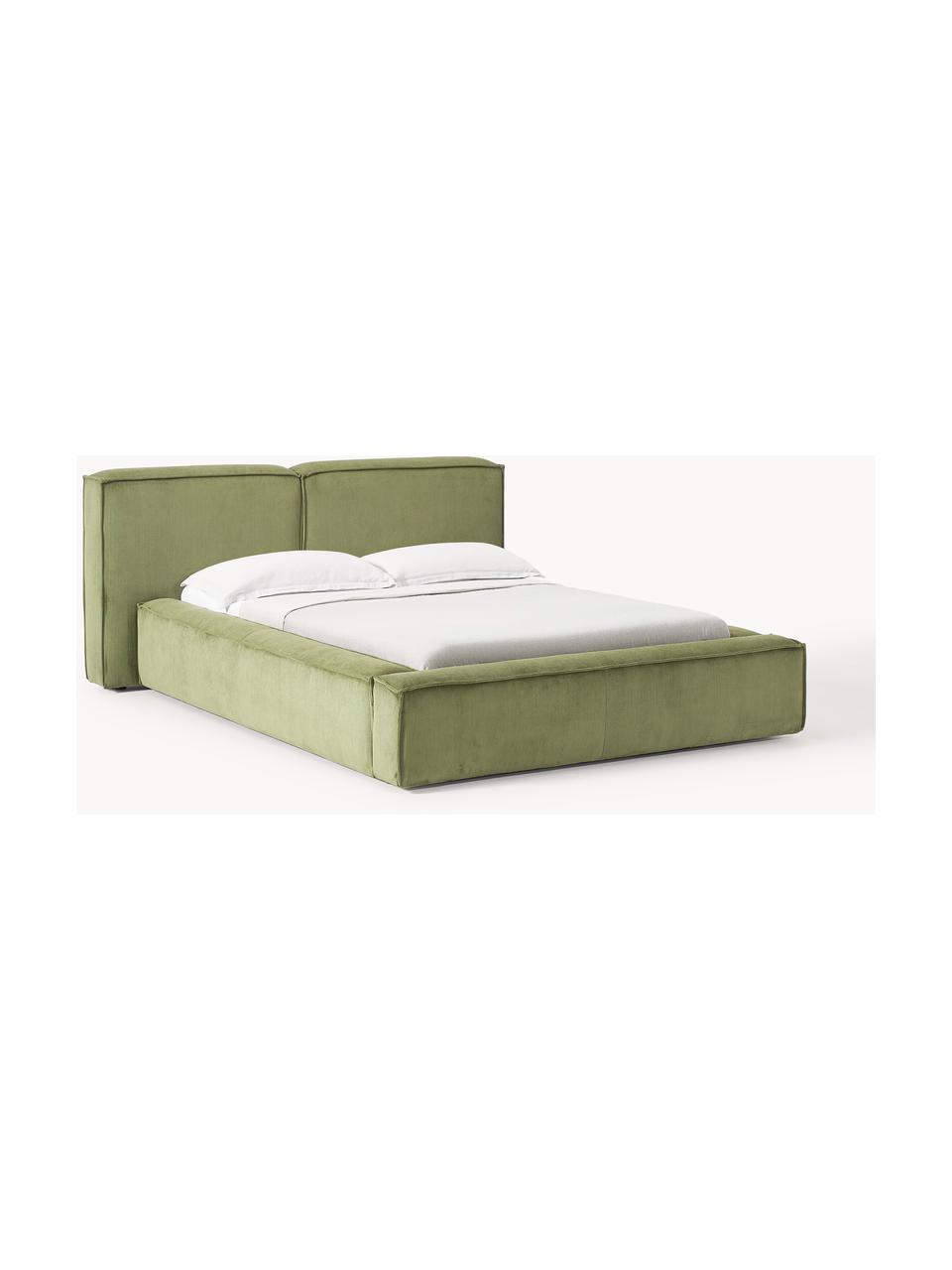 Cama tapizada en pana Lennon, con espacio de almacenamiento, Tapizado: pana (98% poliéster, 2% p, Estructura: madera de pino maciza, ma, Patas: madera, plástico Este pro, Pana verde oliva, An 228 x L 243 cm (colchón 160 x 200 cm)