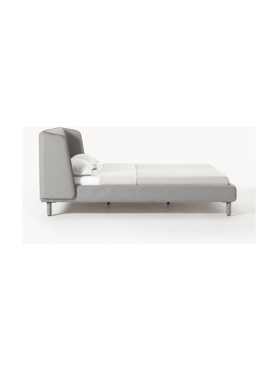 Gestoffeerd bed Luma, Bekleding: 100% polyester Met 40.000, Frame: multiplex, FSC-gecertific, Poten: metaal, polyester, Geweven stof grijs, B 140 x L 200 cm