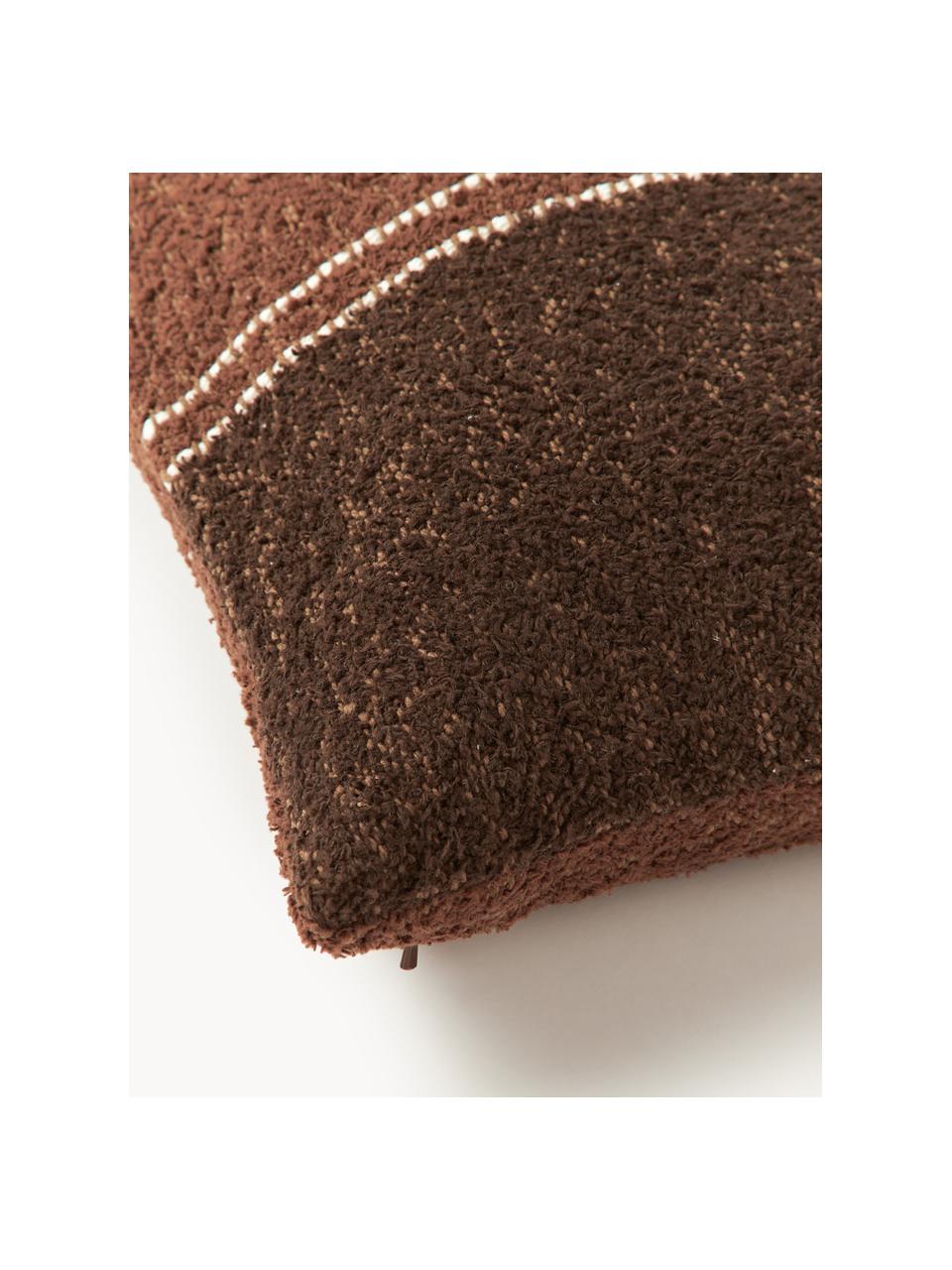 Housse de coussin 30x50 bouclé Lago, En tissu bouclé (100 % coton)

Le bouclé est un matériau qui se caractérise par sa structure incurvée irrégulière. La surface caractéristique est créée par des boucles tissées de fils de différents types, qui confèrent au tissu une structure unique. La structure bouclée a un effet à la fois isolant et moelleux, ce qui rend le tissu particulièrement douillet, Tons bruns, blanc, larg. 30 x long. 50 cm