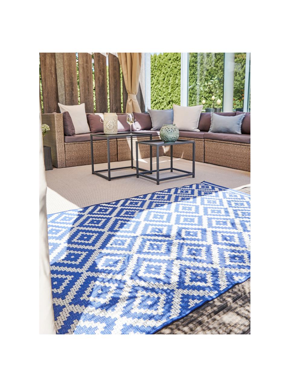 Gemusterter In- & Outdoor-Teppich Miami in Blau/Weiß, 86% Polypropylen, 14% Polyester, Cremeweiß, Blau, B 160 x L 230 cm (Größe M)