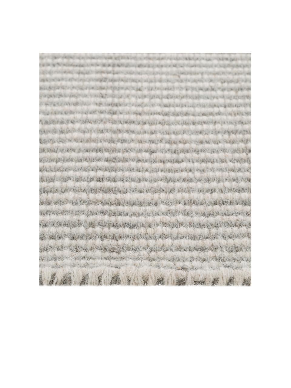 Alfombra artesanal de lana Ajo, Gris claro, crema, An 140 x L 200 cm (Tamaño S)