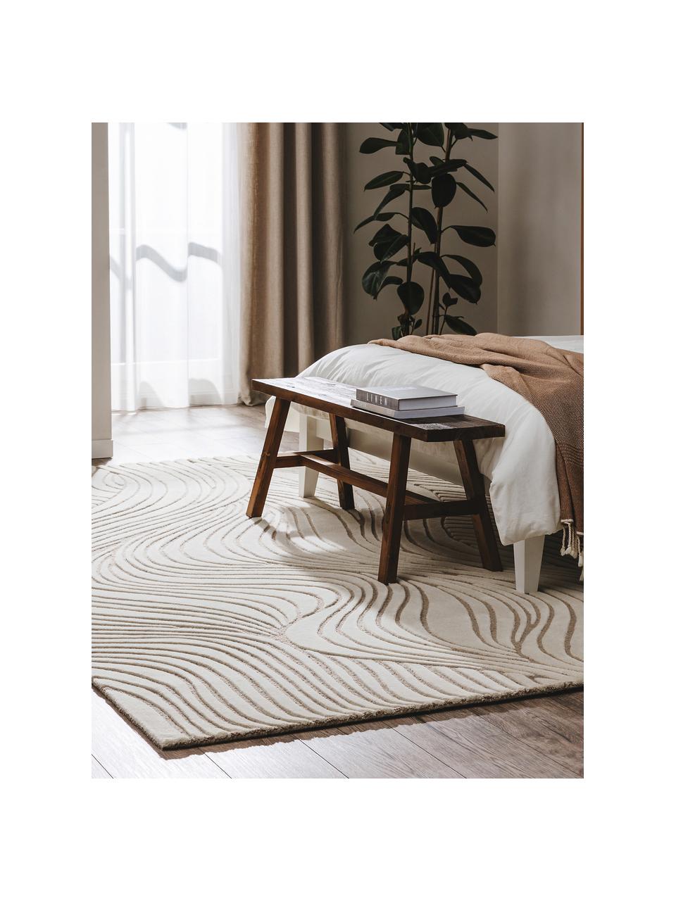 Tapis en laine tufté à la main Tess, 100 % laine

Les tapis en laine peuvent perdre des fibres lors des premières semaines et des peluches peuvent se former, ce phénomène est naturel et diminue à mesure de votre usage et du temps, Beige clair, taupe, larg. 120 x long. 170 cm (taille S)