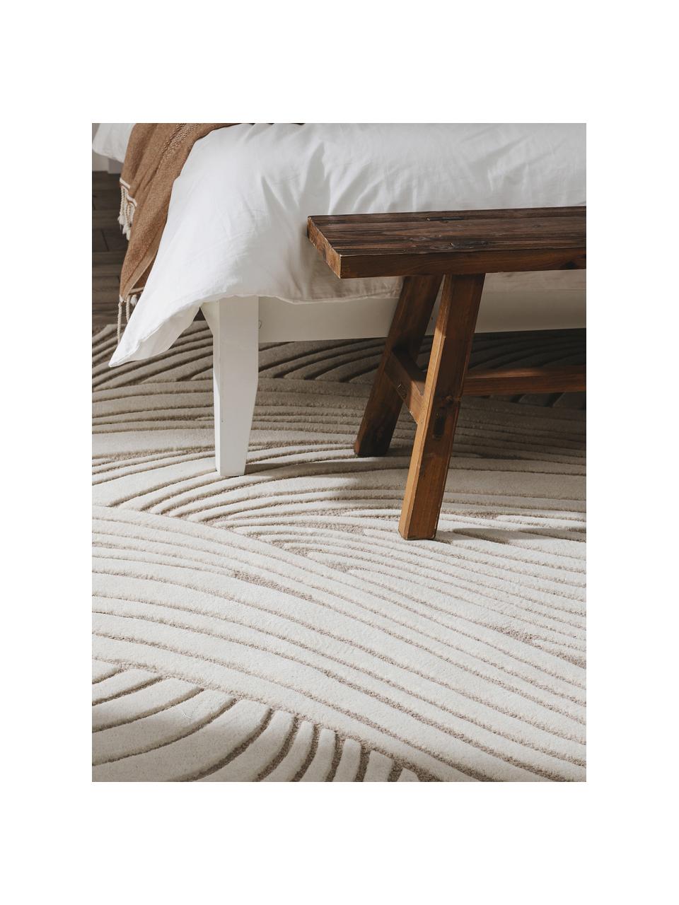 Ręcznie tuftowany dywan z wełny Tess, 100% wełna

Włókna dywanów wełnianych mogą nieznacznie rozluźniać się w pierwszych tygodniach użytkowania, co ustępuje po pewnym czasie, Jasny beżowy, taupe, S 120 x D 170 cm (Rozmiar S)