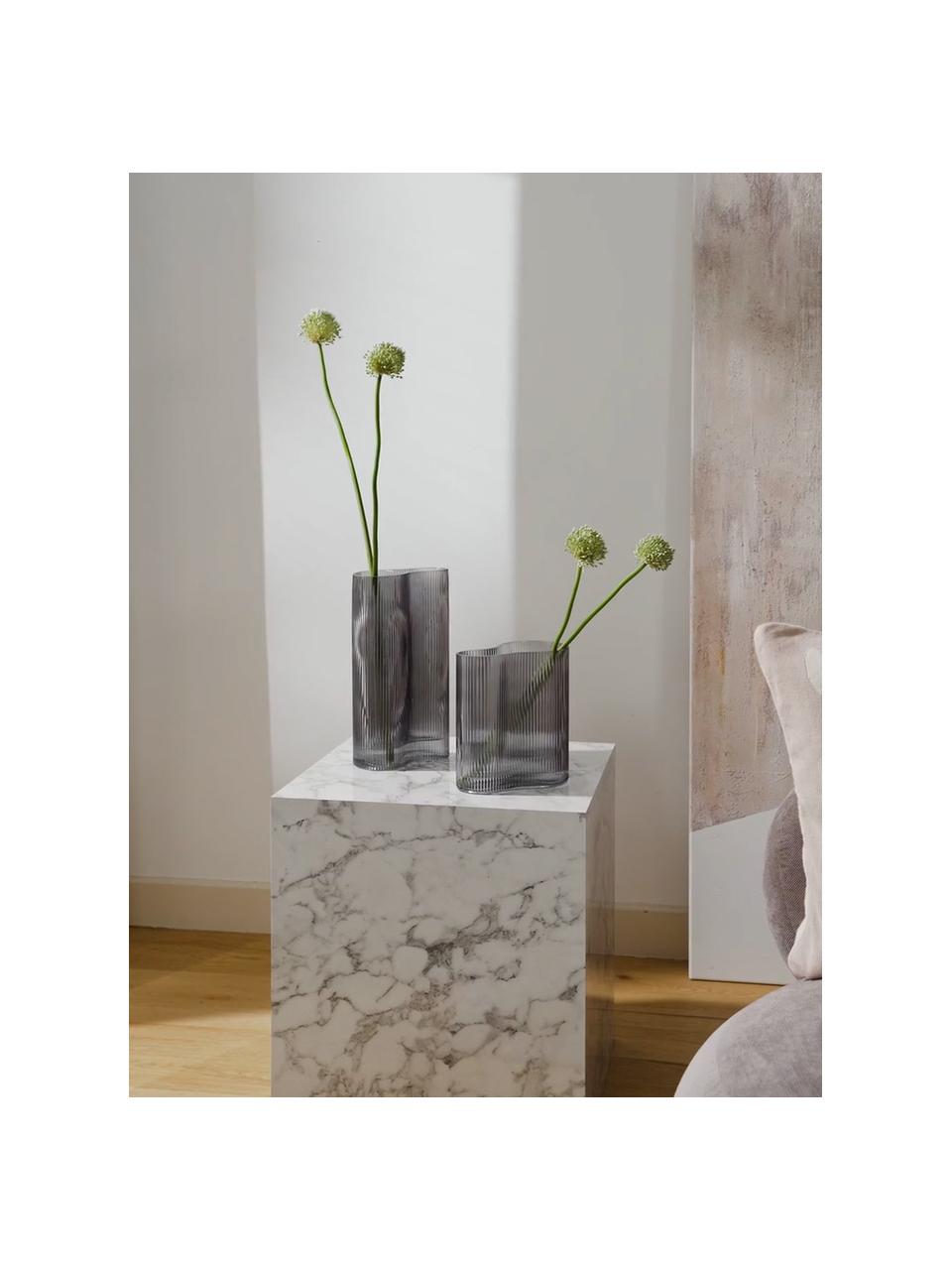 Mundgeblasene Design-Vase Dawn mit Rillenrelief, Glas, Grau, transparent, B 16 x H 30 cm