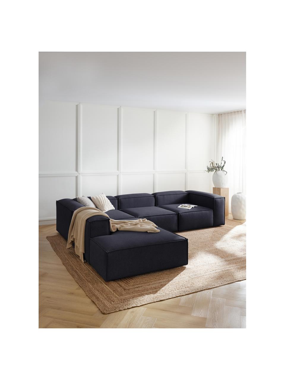 Divano angolare componibile XL Lennon, Rivestimento: 100% poliestere Con 115.0, Struttura: legno di pino massiccio, , Piedini: plastica Questo prodotto , Tessuto blu scuro, Larg. 329 x Prof. 269 cm, parte angolare a sinistra