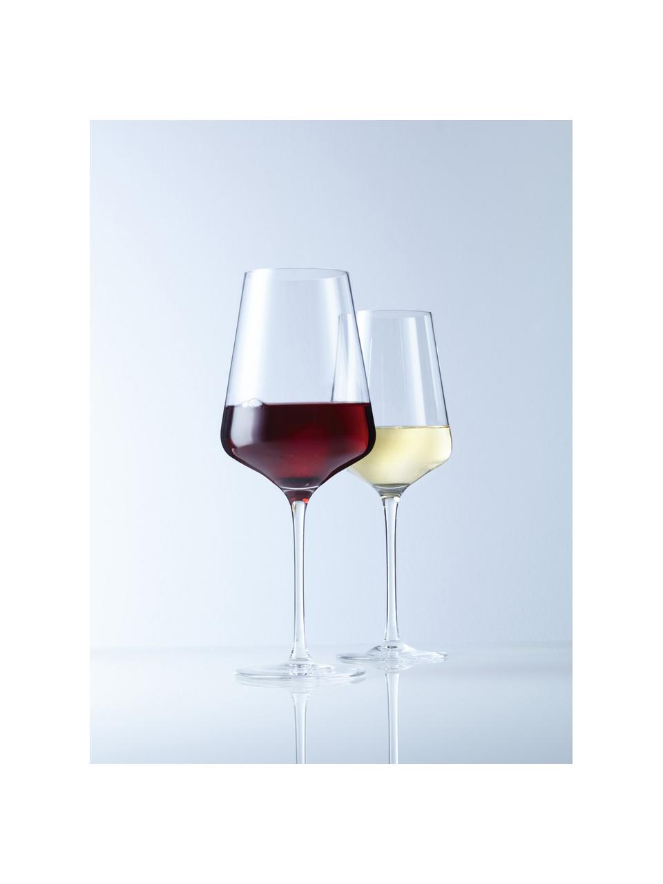 Copas de vino tinto Puccini, 6 uds., Cristal 

¡Trae el brillo del cristal a tu mesa de comedor! El cristal es excepcionalmente transparente y pesado, lo que significa que se siente valioso y al mismo tiempo tiene un buen aspecto. Además, los delicados cortes hacen de cada pieza un detalle especial, práctico y bonito., Transparente, Ø 11 x Al 26 cm, 750 ml