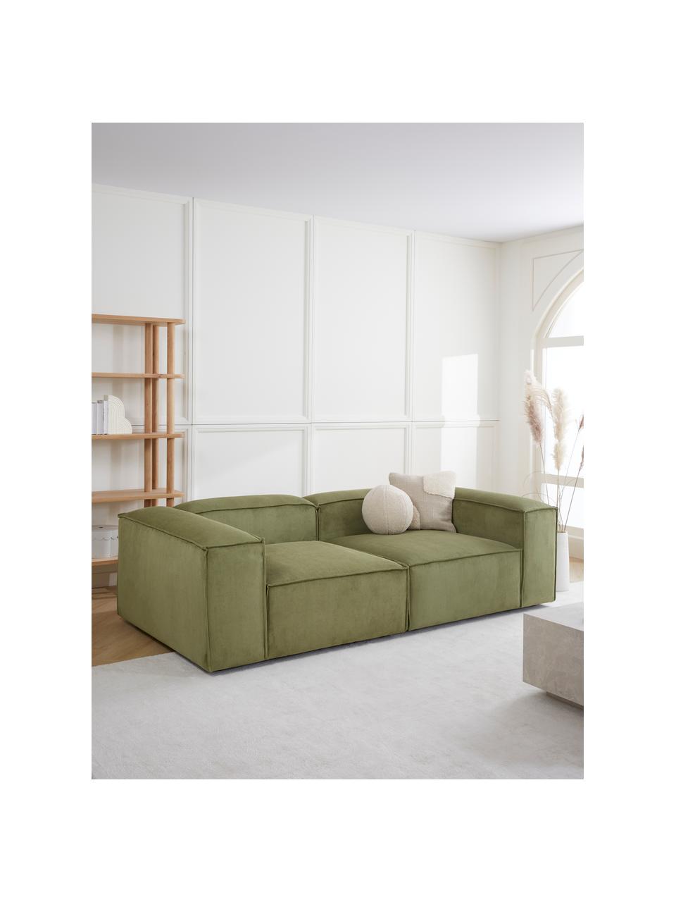 Sofa modułowa ze sztruksu Lennon (3-osobowa), Tapicerka: sztruks (92% poliester, 8, Stelaż: lite drewno, sklejka, Nogi: tworzywo sztuczne, Zielony sztruks, S 238 x G 119 cm