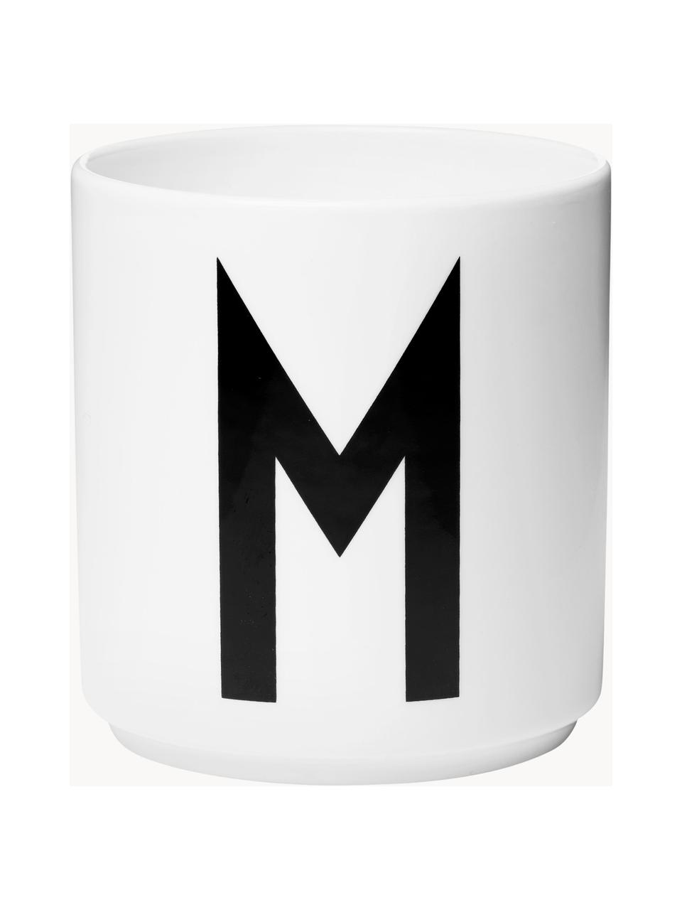 Mug design en porcelaine Personal (variantes de A à Z), Porcelaine Fine Bone China
Fine Bone China est une porcelaine tendre, qui se distingue particulièrement par sa brillance et sa translucidité, Blanc, noir, Mug S, 250 ml