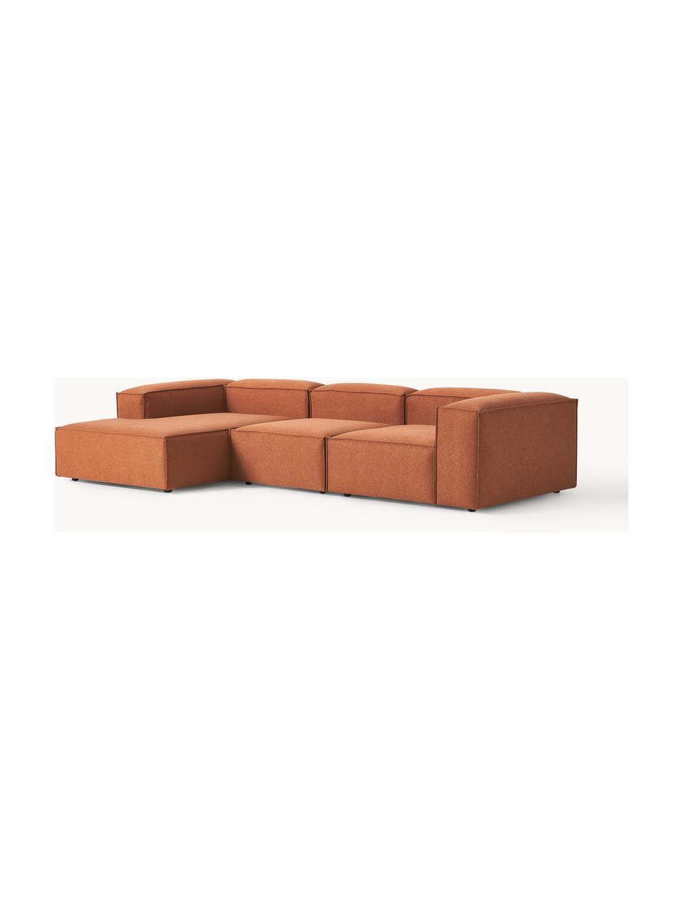 Modulaire hoekbank Lennon, Bekleding: 100% polyester, Frame: massief grenenhout, multi, Poten: kunststof De poten bevind, Geweven stof terracotta, B 327 x D 180 cm, hoekdeel links