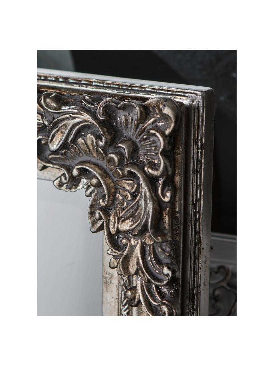 Eckiger Anlehnspiegel Fiennes, Rahmen: Holz, lackiert, Spiegelfläche: Spiegelglas, Silberfarben, B 70 x H 160 cm